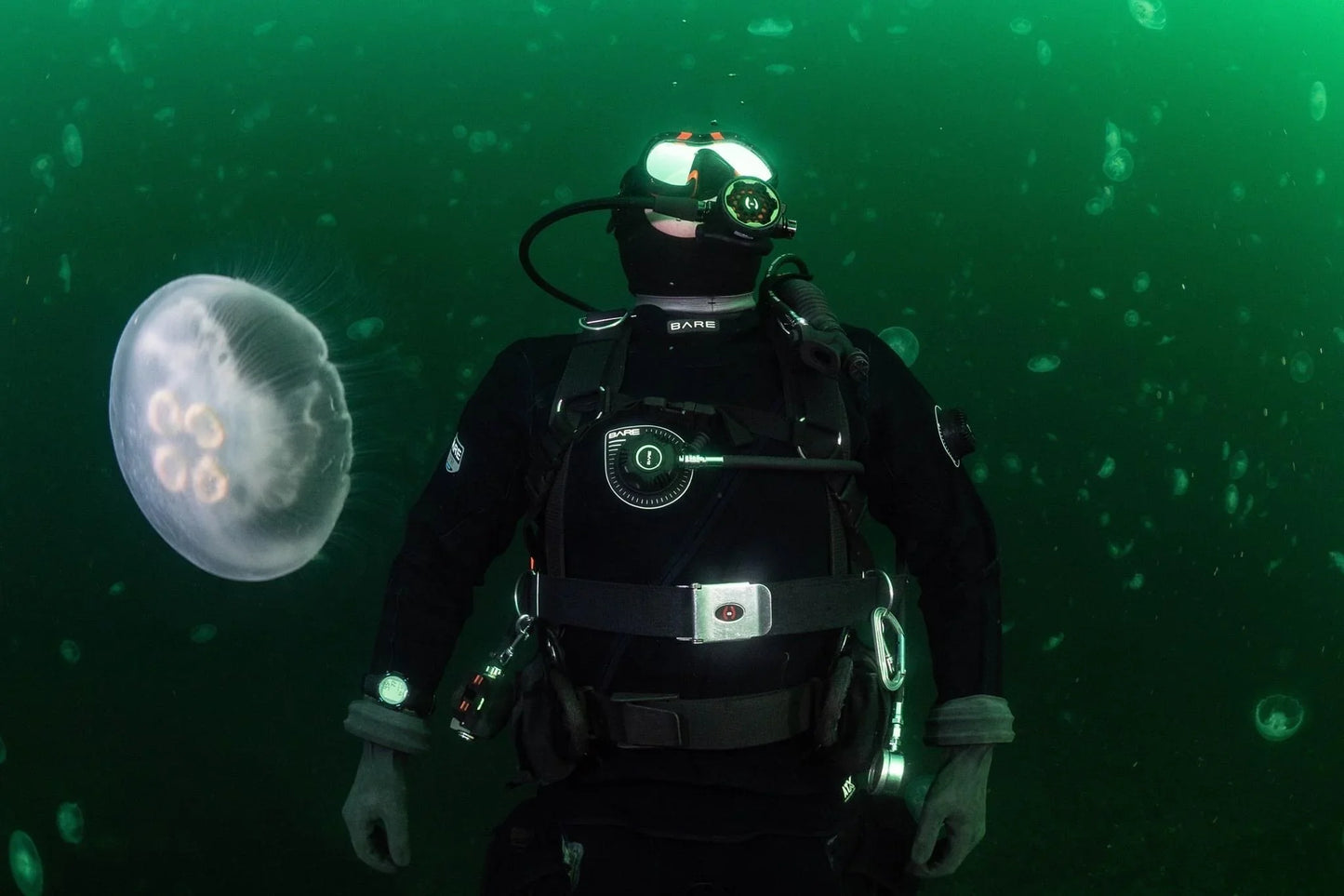 PADI Deep Specialty - includes eLearning & Tuition - Pacific Pro Dive